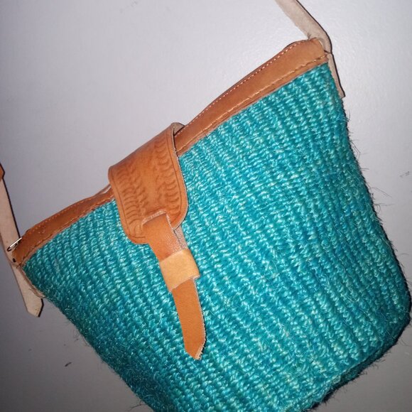 Small/medium Kiondo Kikuyu bag - Picture 7 of 10